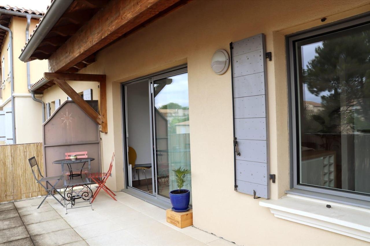 Apartamento Uzes Centre La Terrasse Des Capucines Avec Garage Privee Exterior foto