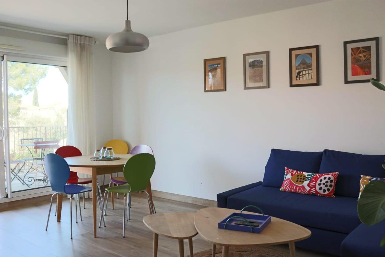 Apartamento Uzes Centre La Terrasse Des Capucines Avec Garage Privee Exterior foto