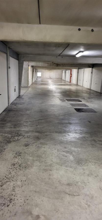 Apartamento Uzes Centre La Terrasse Des Capucines Avec Garage Privee Exterior foto